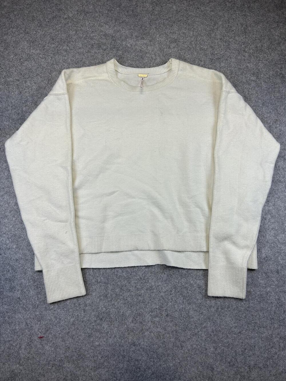 Free People Cropped Crewneck Pullover XS White Chic Boho Cozy Long Sleeve